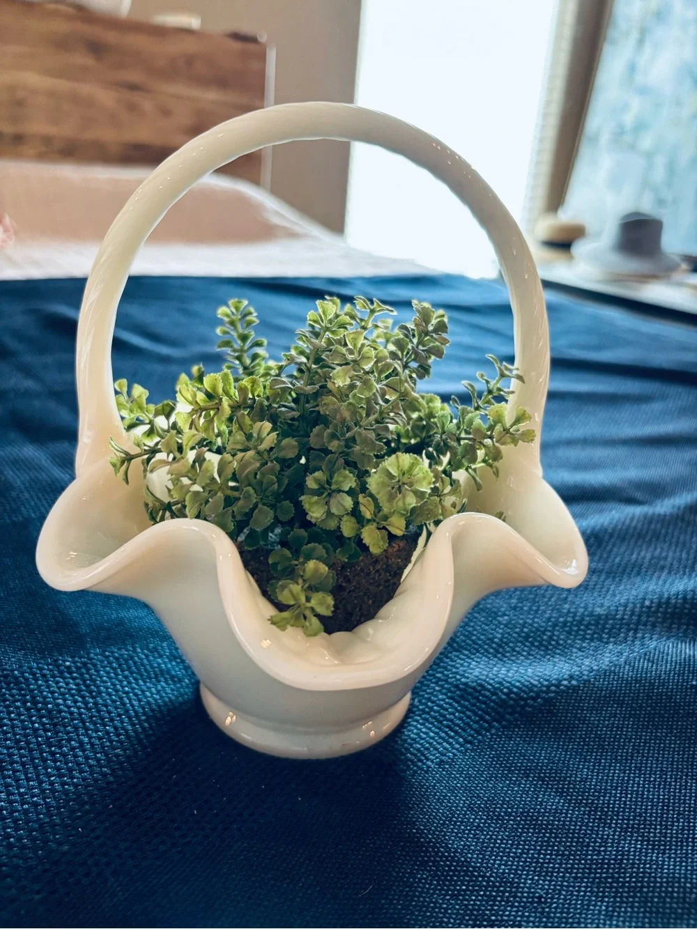 Vintage Fenton Ivory Ruffled Handle Basket Vase